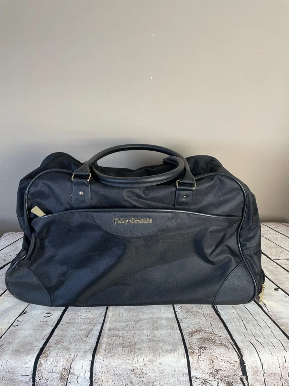 Juicy Couture Weekend Travel Retactable Rolling Unisex Duffel Bag with Gold Logo